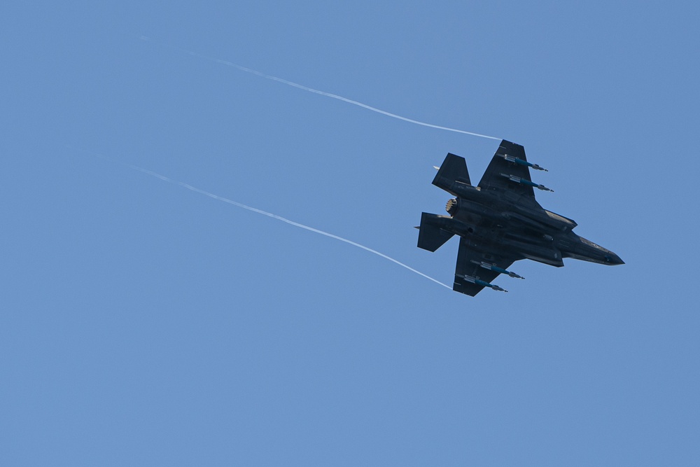 F-35B flies above the Italian aircraft carrier ITS Cavour