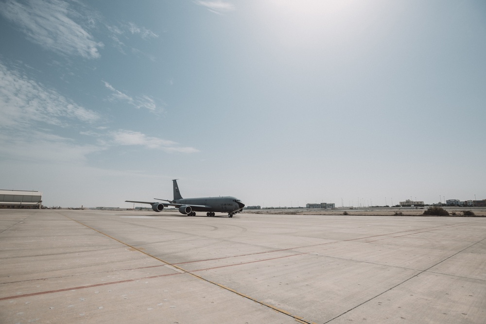 Hot refuel strengthens partnerships between U.S. Air Force and Qatar Emiri Air Force