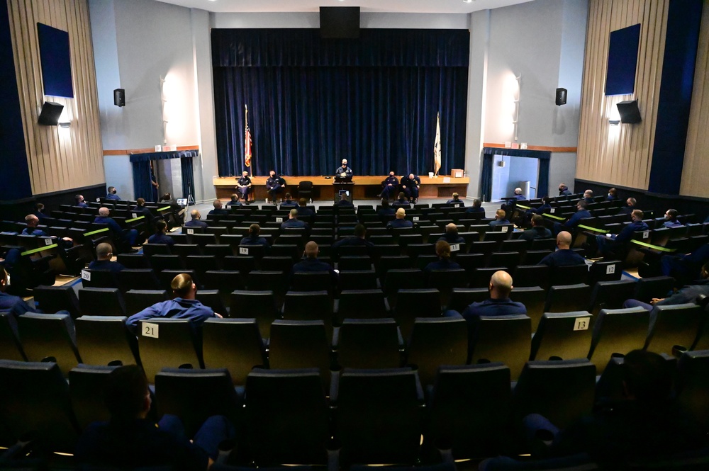 Vice Commandant visits Training Center Yorktown