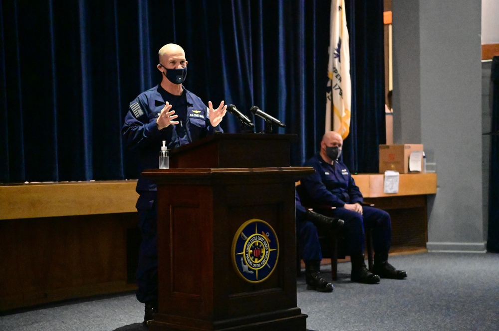 Vice Commandant visits Training Center Yorktown