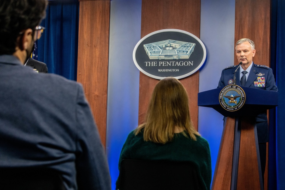 USNORTHCOM, USSOUTHCOM joint press briefing