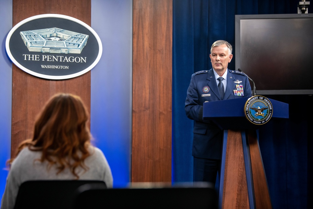 USNORTHCOM, USSOUTHCOM joint press briefing