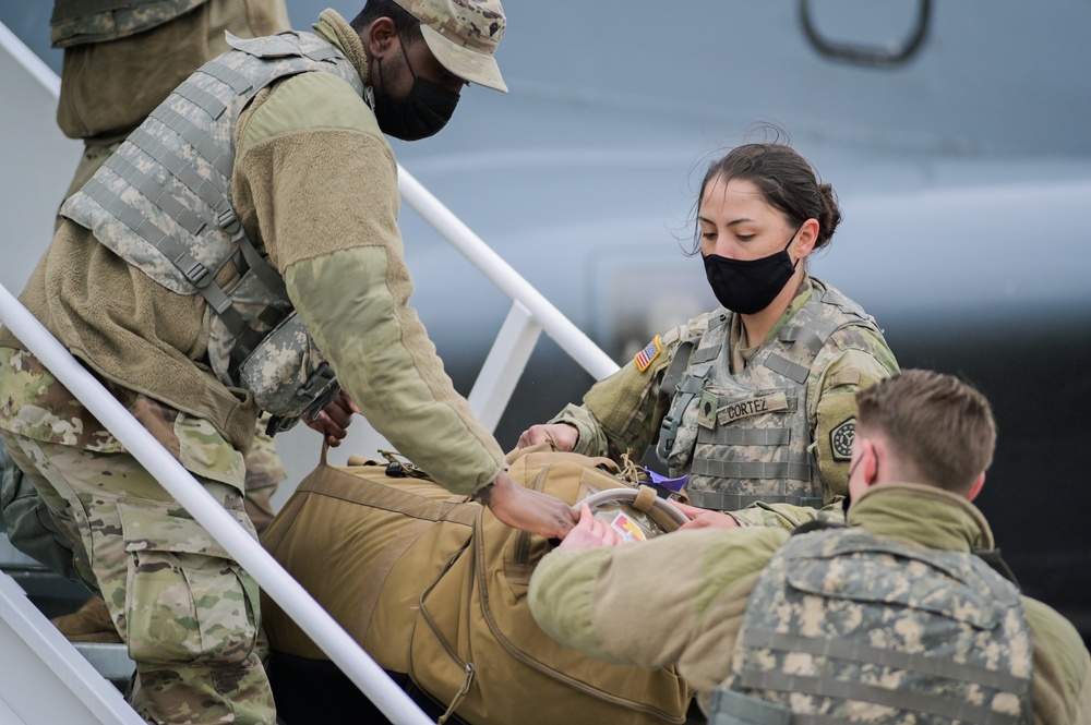 Illinois National Guard Members Return Home From Washington, D.C. Deployment