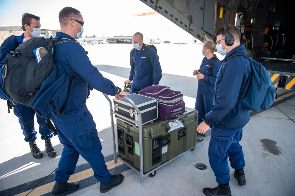 Coast Guard members transfer COVID-19 vaccines from Alameda to San Diego