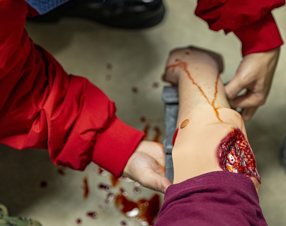 USS Curtis Wilbur Conducts Medical Training