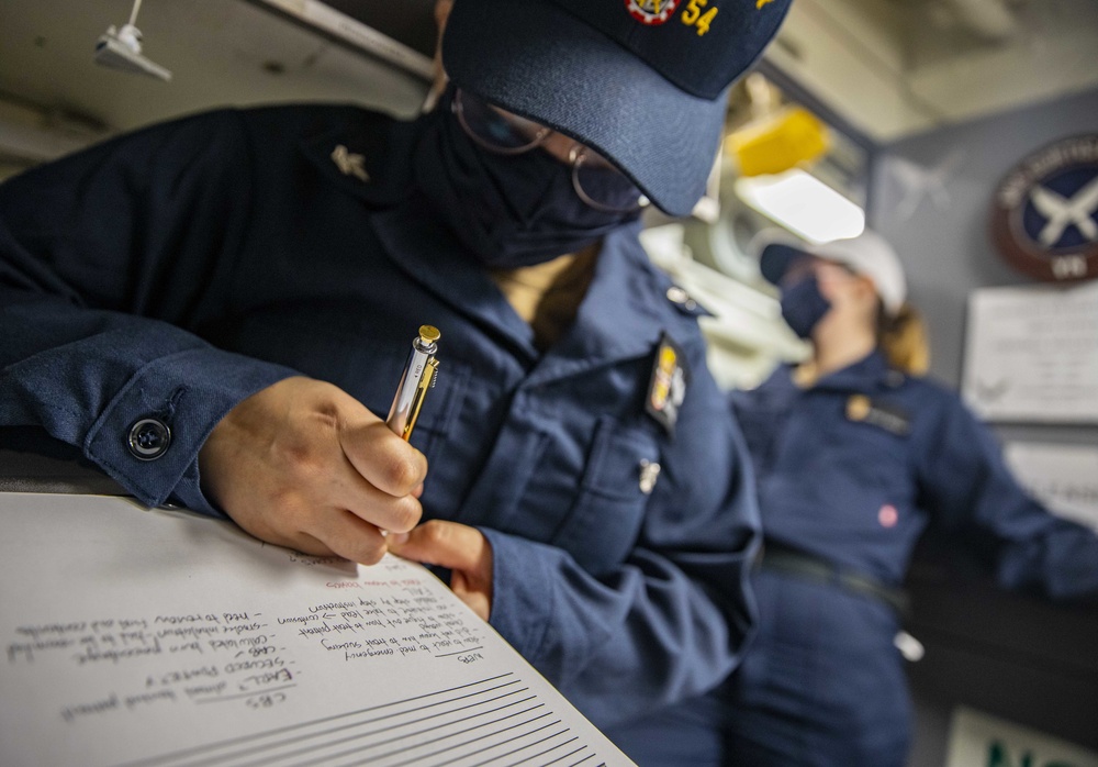 USS Curtis Wilbur Conducts Medical Training