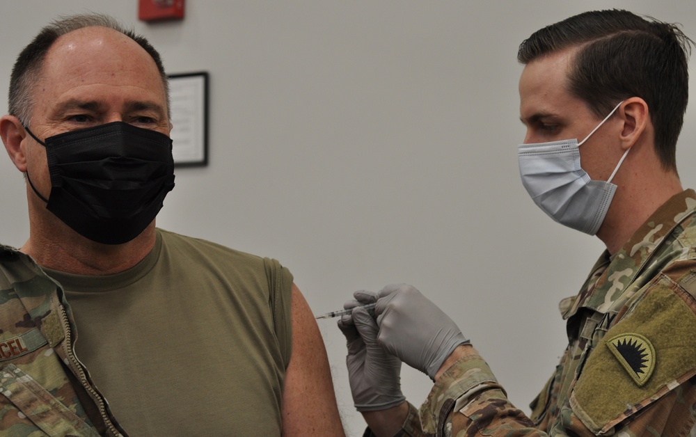 Oregon Guard personnel receive COVID-19 vaccine