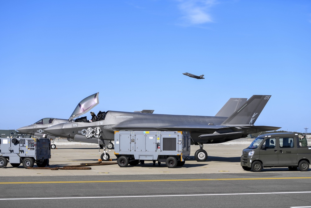 VMFA-121 Maintenance