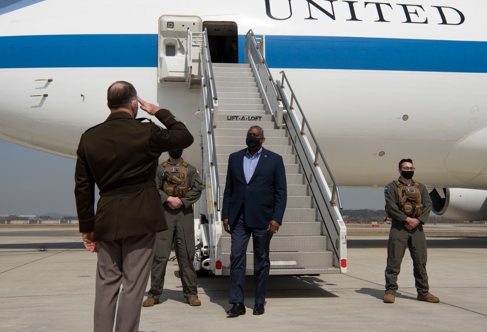 Secretary of Defense and Secretary of State visit Korea