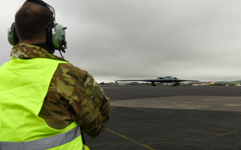 B-2 Spirit arrives at Lajes Field, Azores