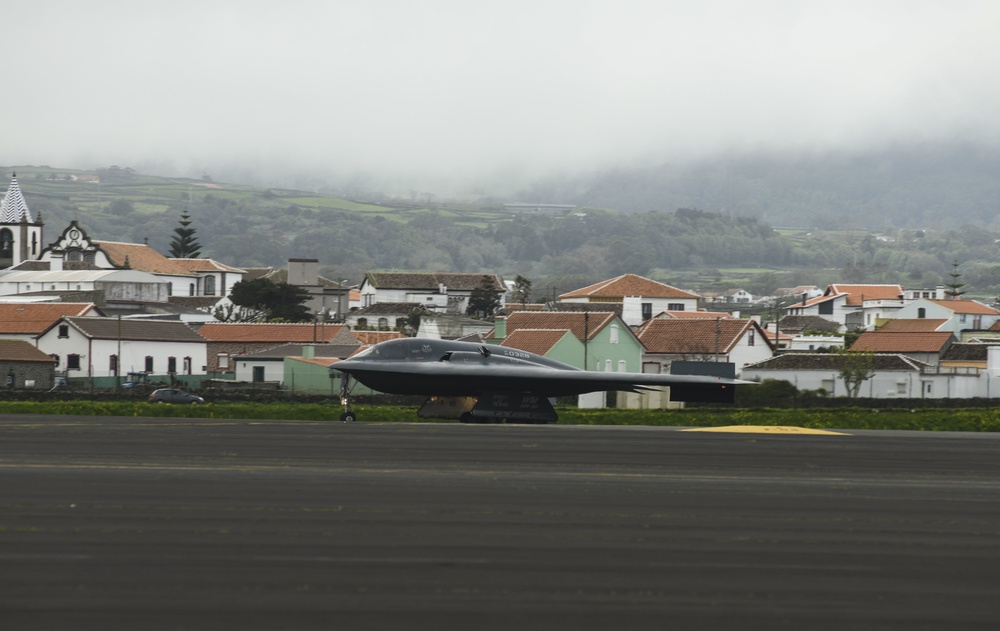 B-2 Spirit arrives at Lajes Field, Azores