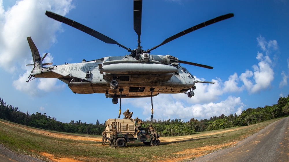 CH-53E Super Stallion Hoist Operations