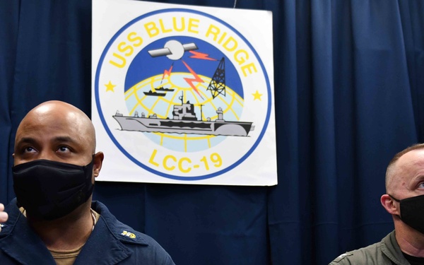 USS Blue Ridge Conducts Extremism Training