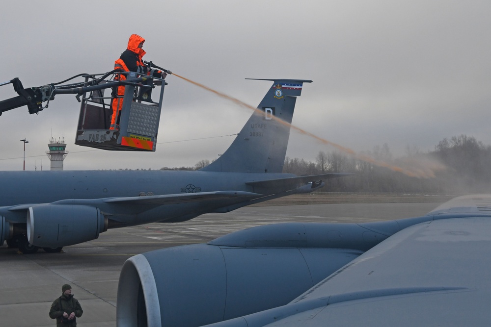 100 ARW supports aircraft over Estonia, Finland during exercise Baltic Trident