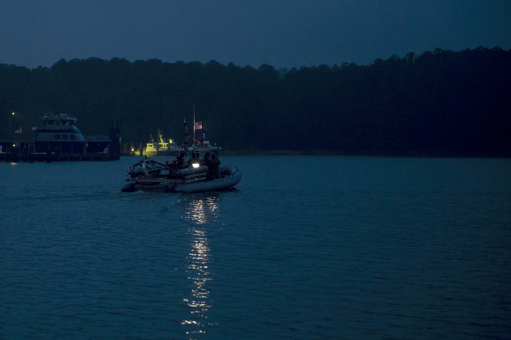 EOD Unmanned System Platoon Conducts Night Drills