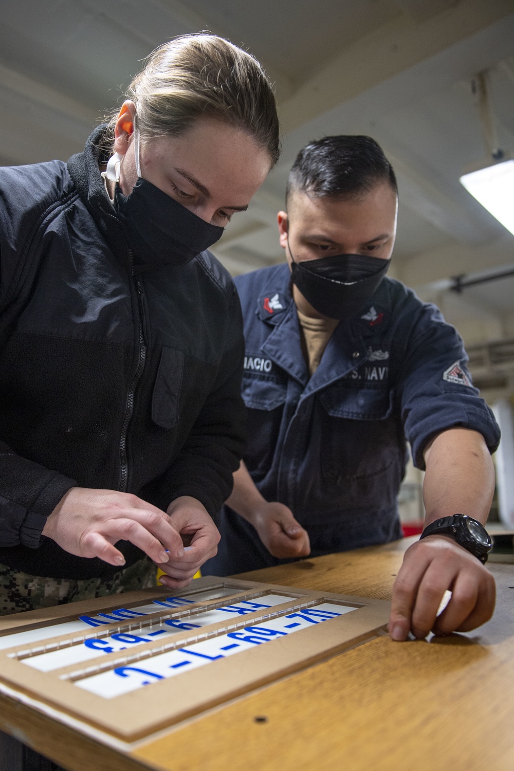 Sailors construct bullseye