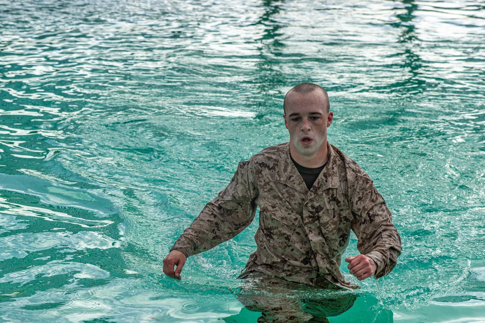 Lima Company, 3rd Recruit Training Battalion Conducts Confidence Course