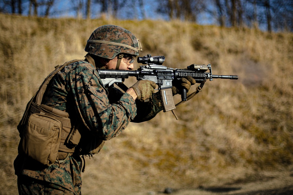 Echo Battery conducts small arm and crewserved weapons range