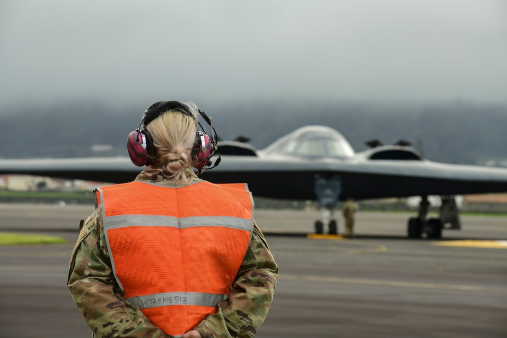 B-2 Spirit arrives at Lajes Field, Azores