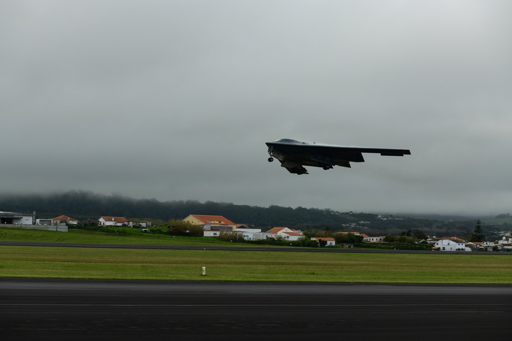 B-2 Spirit arrives at Lajes Field, Azores