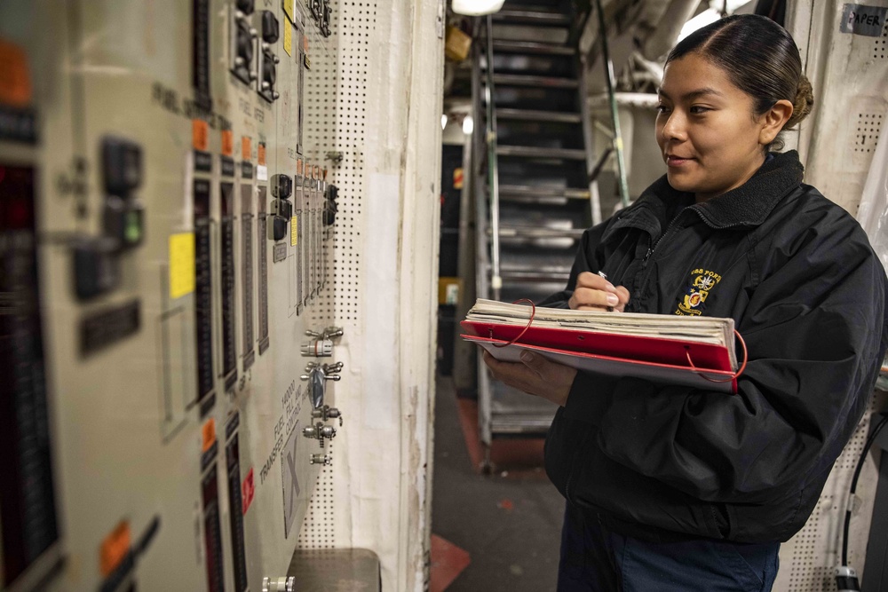 USS Porter Returns To Rota, Spain