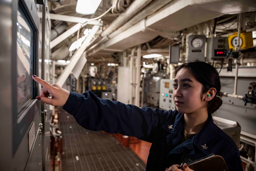 USS Porter Returns To Rota, Spain