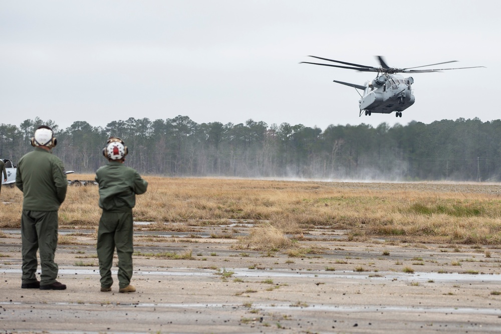 America’s top Marine general rides in new, state-of-the-art helicopter