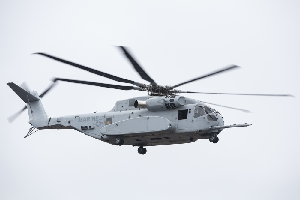 America’s top Marine general rides in new, state-of-the-art helicopter
