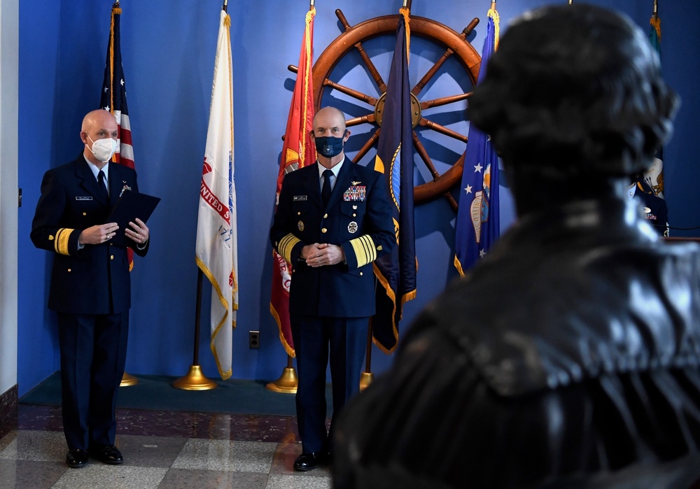 Coast Guard Vice Commandant visits Coast Guard Academy