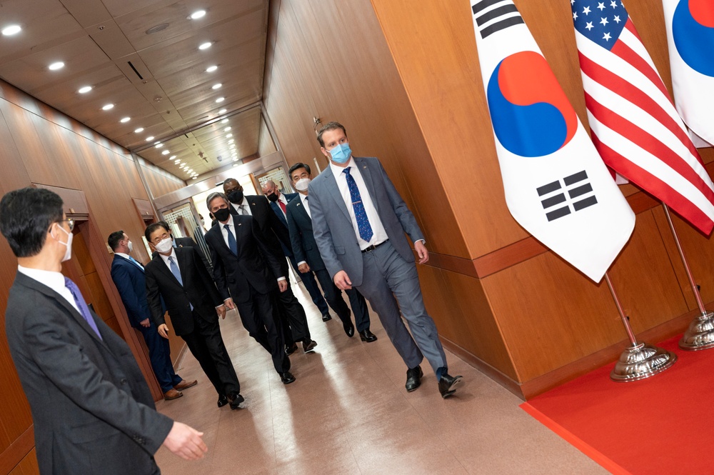 US, South Korean Officials Initial Special Measures Agreement