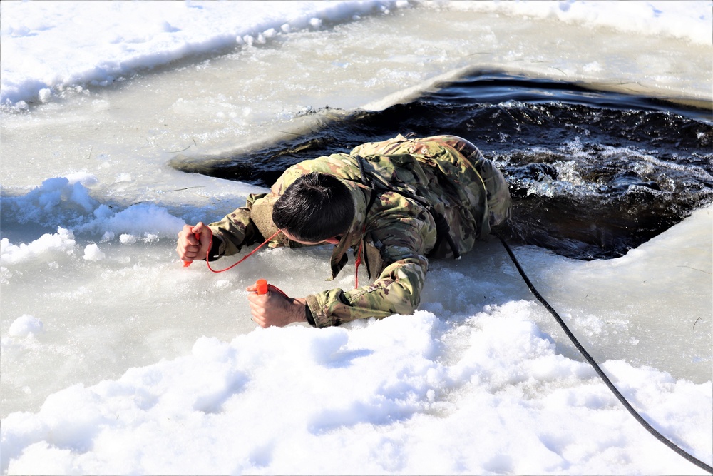 Cold-Weather Operations Course class 21-04 students conduct field training