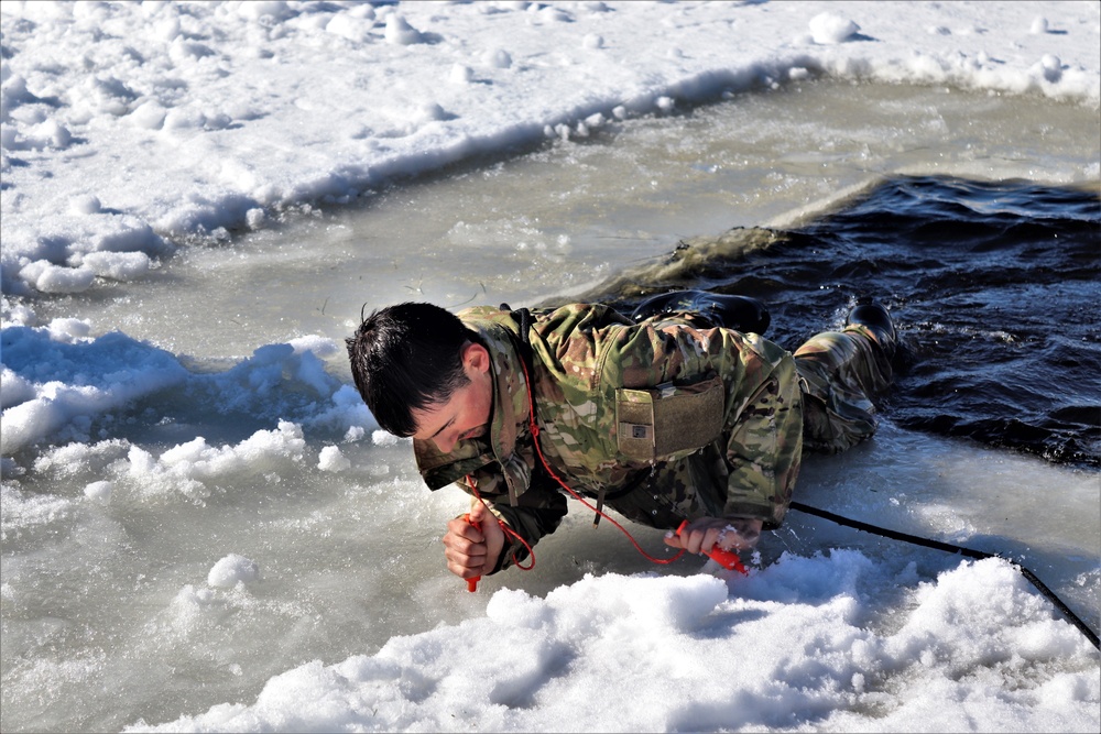 Cold-Weather Operations Course class 21-04 students conduct field training