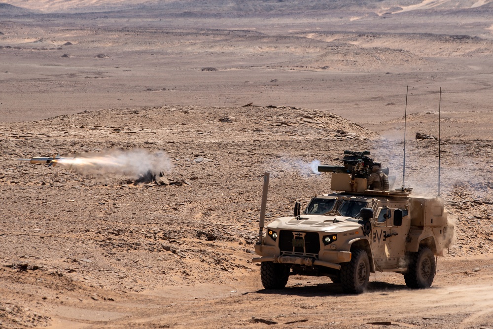 CAAT 2 Marines fire TOW missile systems in Tabuk, KSA