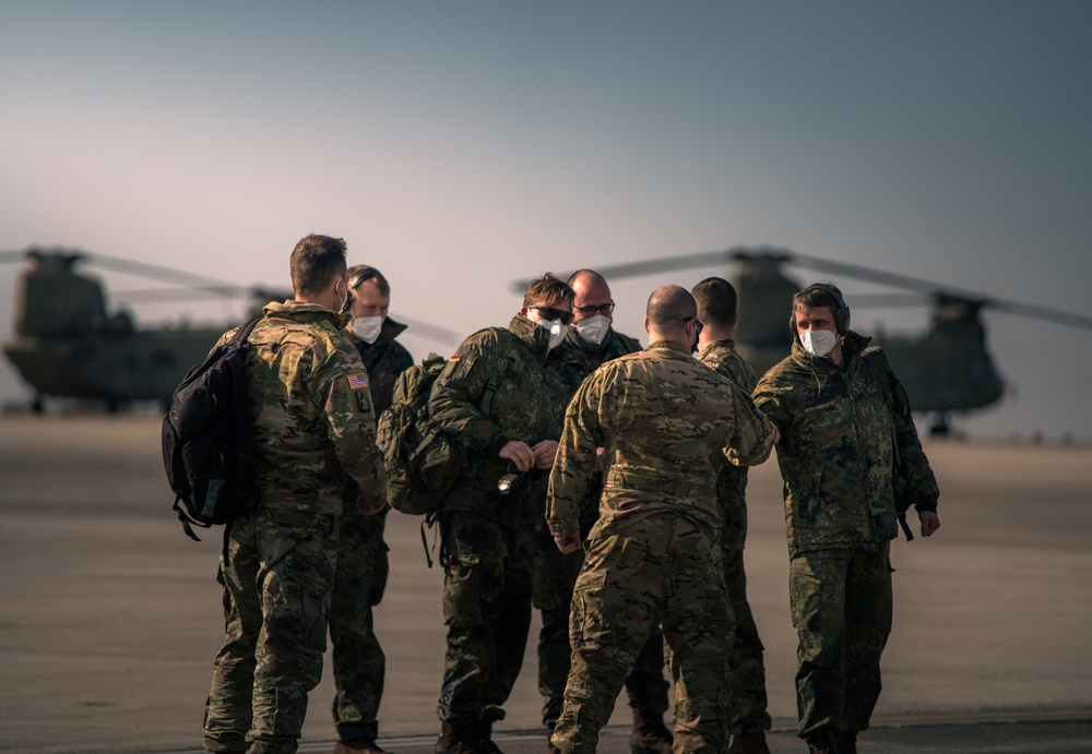 Bundeswehr Rapid Forces Division visits 12th Combat Aviation Brigade