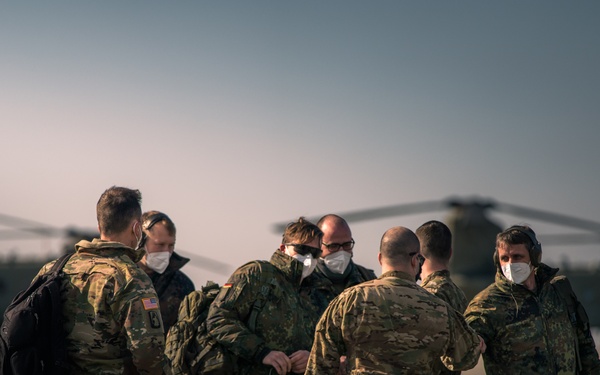 Bundeswehr Rapid Forces Division visits 12th Combat Aviation Brigade