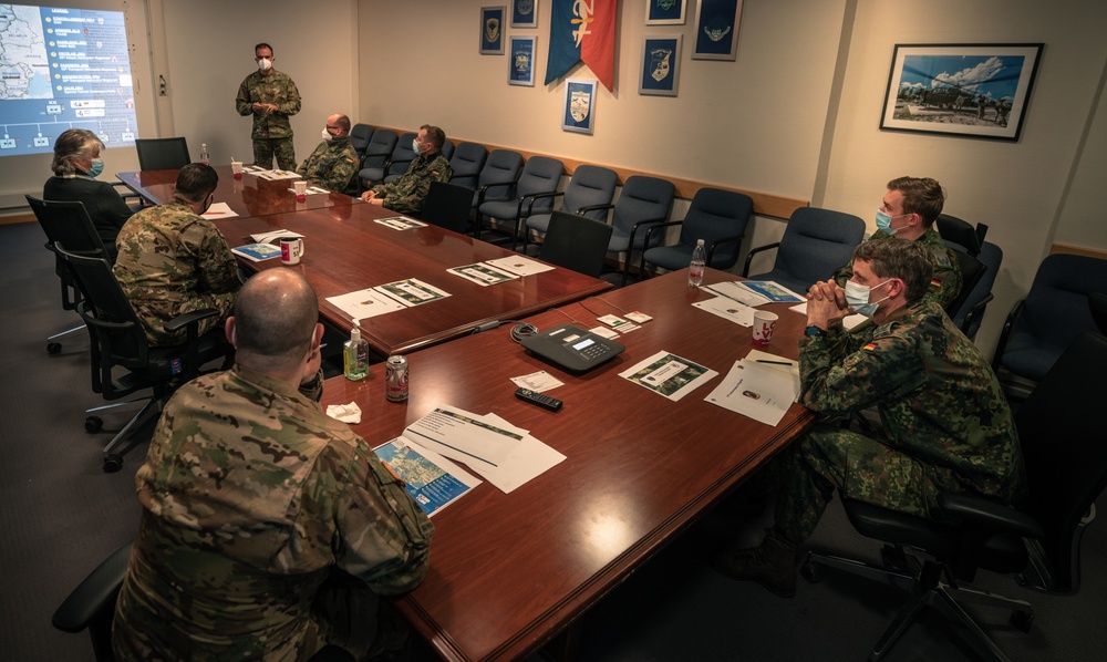 Bundeswehr Rapid Forces Division visits 12th Combat Aviation Brigade