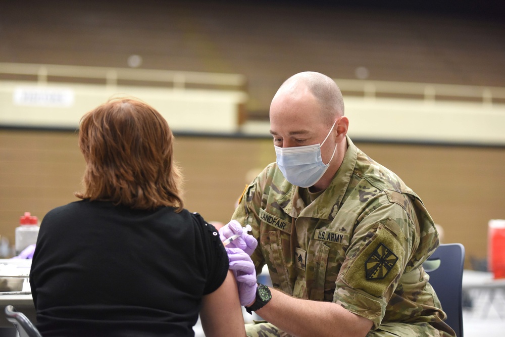 Seven school districts receive second vaccine dose from the Michigan National Guard