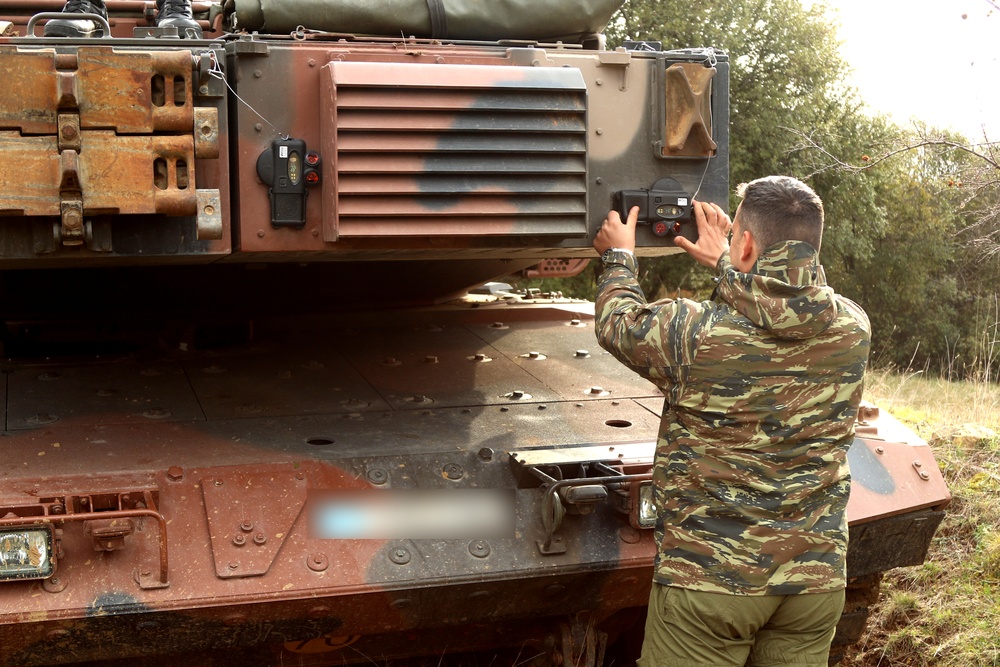 Armored units from US and Greece train force-on-force