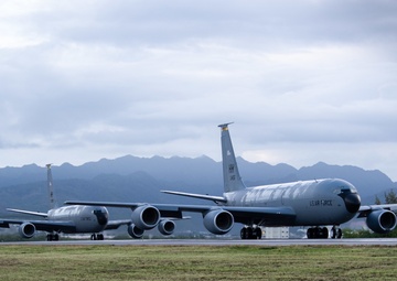 Hawaiian Raptors hold fighter exercise with Alaska-based ‘Aggressors’