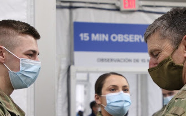 101st Airborne Division Commanding General visits Chicago CVC