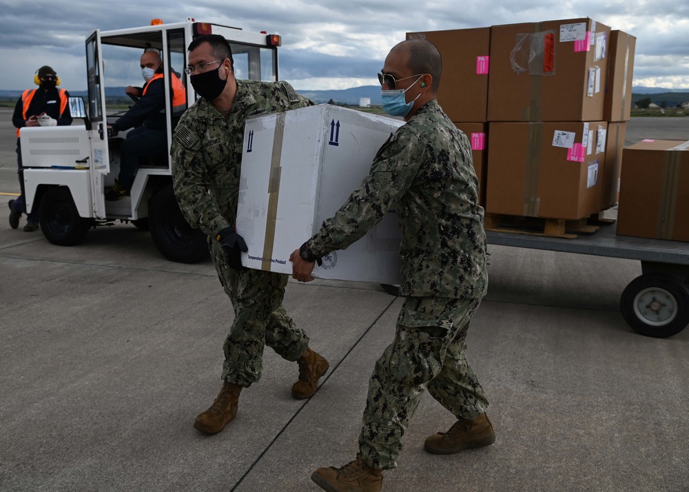 COVID-19 Vaccine transfer from NAS Sigonella to USS Eisenhower