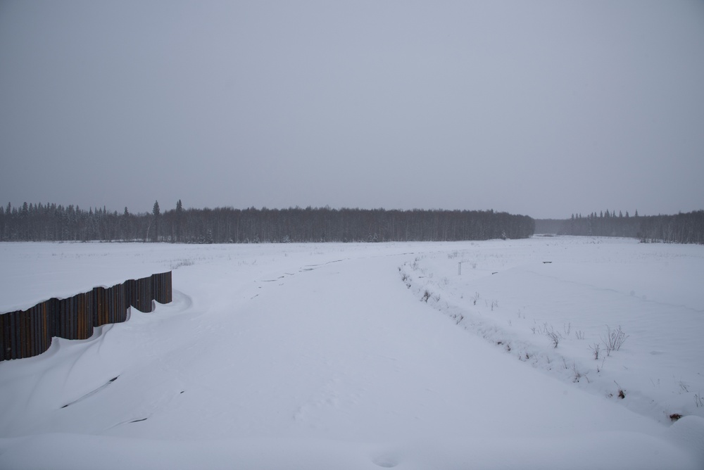 General visits northernmost USACE-run flood control project