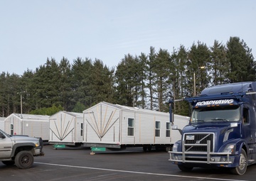 Mobile Homes Arrive at Lincoln City
