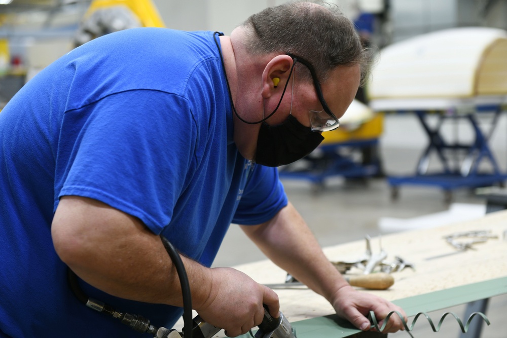 F-15 Canopy Shop gives pilots clear view