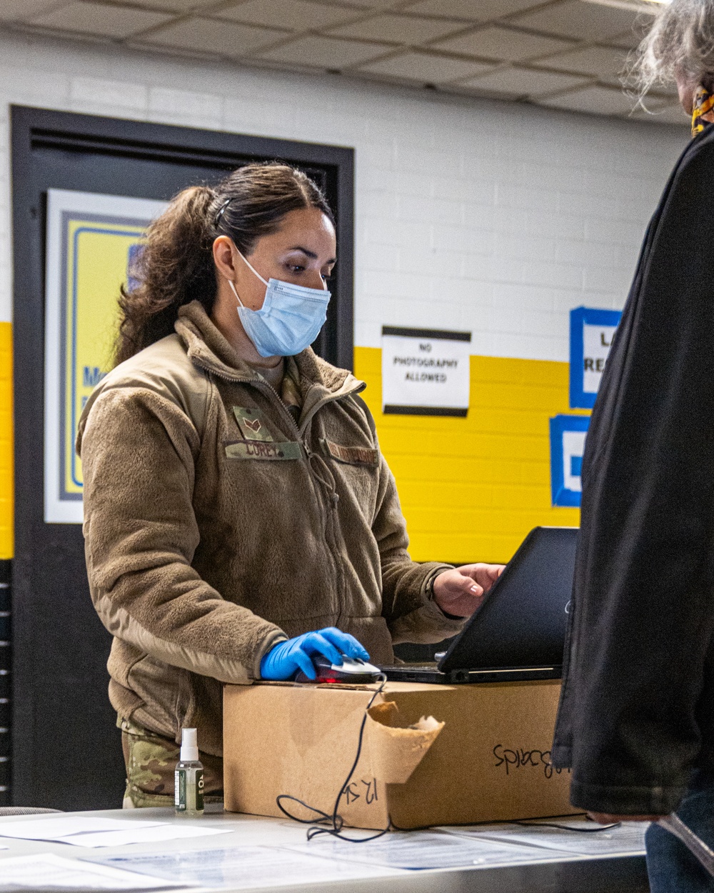 Service members support FEMA’s mission of vaccinating New York
