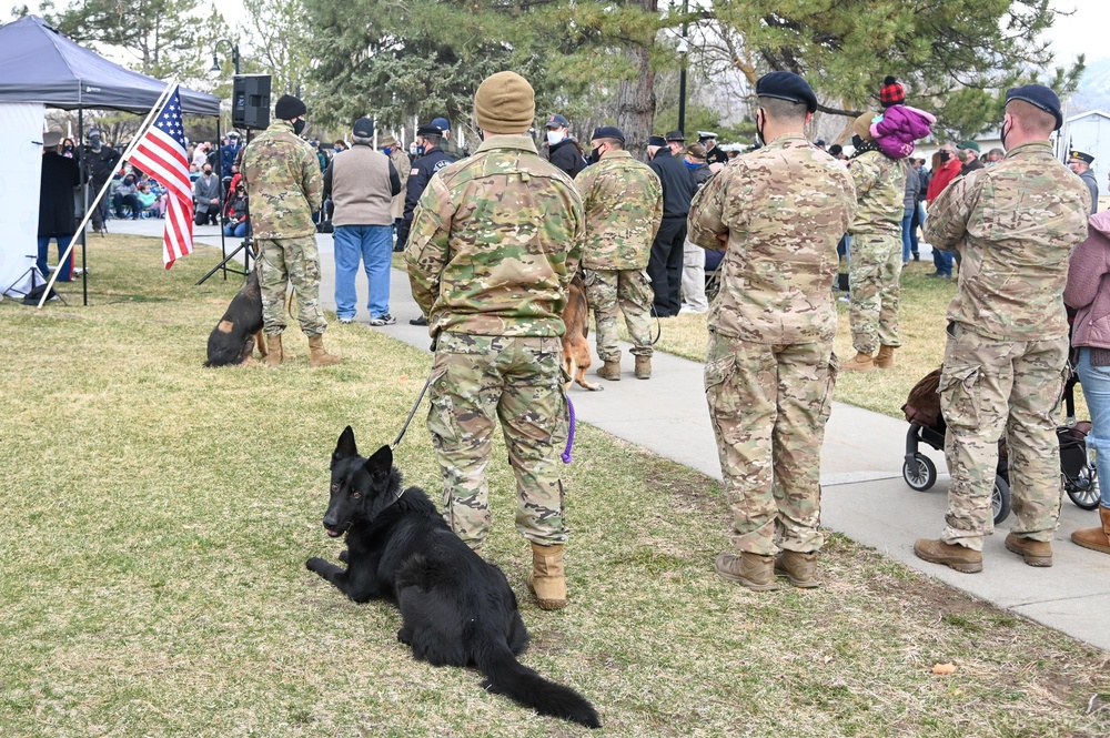 75th SFS MWD handlers honor war dog heroes