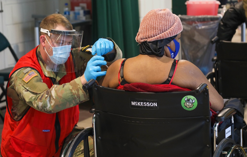 101st Soldiers support FEMA vaccination efforts in Cleveland