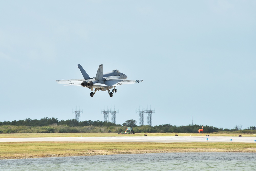 Jets train at NAS Key West