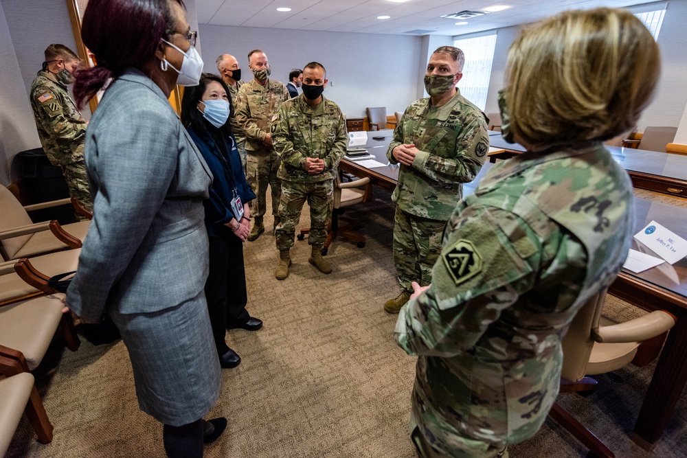 Lt. Gen. Richardson Visits FEMA Region 2