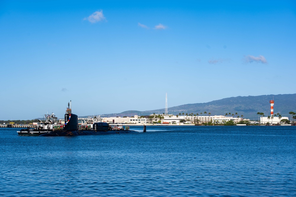 USS Hawaii Returns from Deployment
